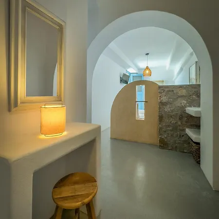 Flisvos * Karavostasis (Folegandros)