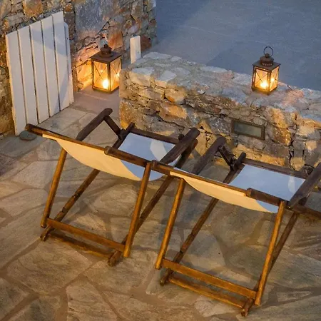 Nyaraló Flisvos Karavosztászisz